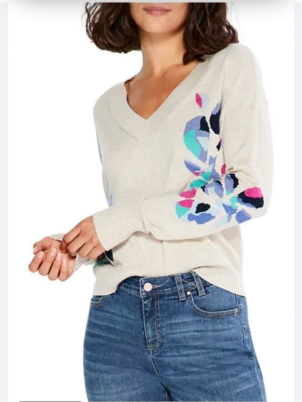 0092 NIC+ZOE Cream V-Neck Sweater with Multicolor Floral Sleeve